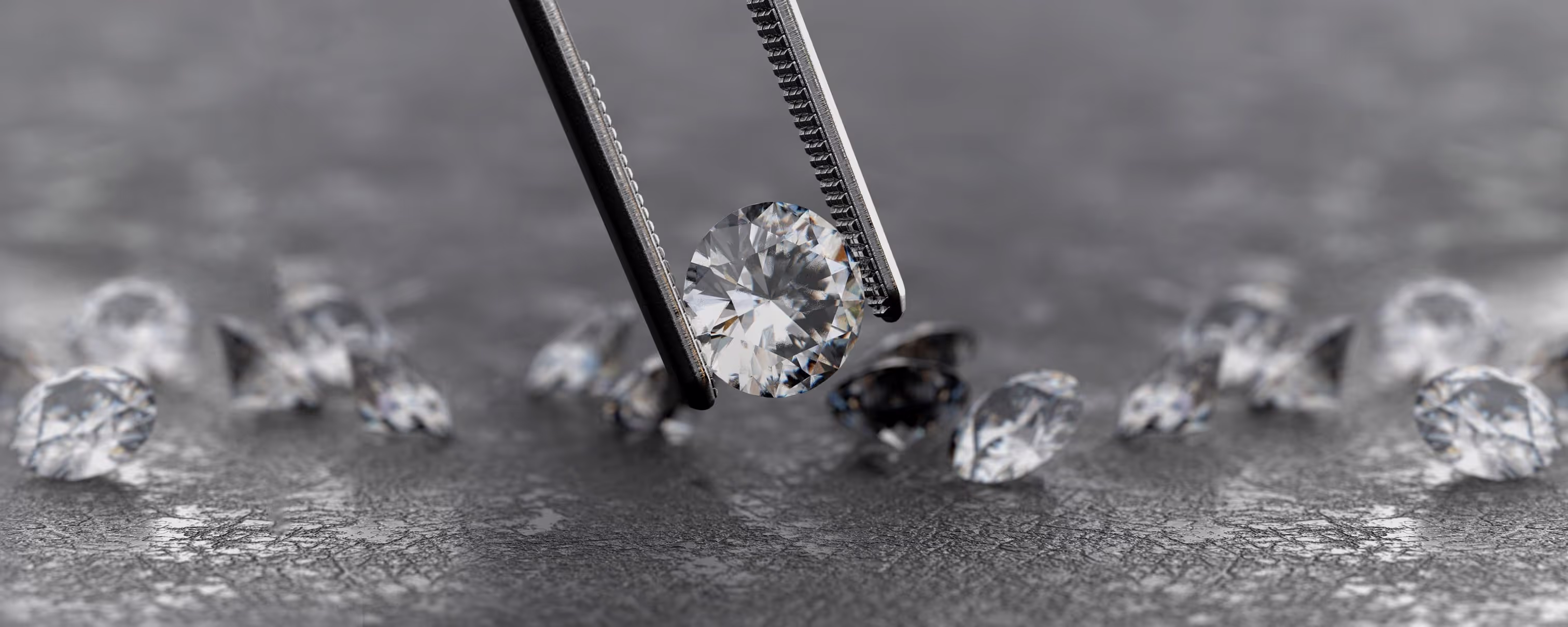 Jewelry services at Silverstone Jewelers in Howell, Michigan